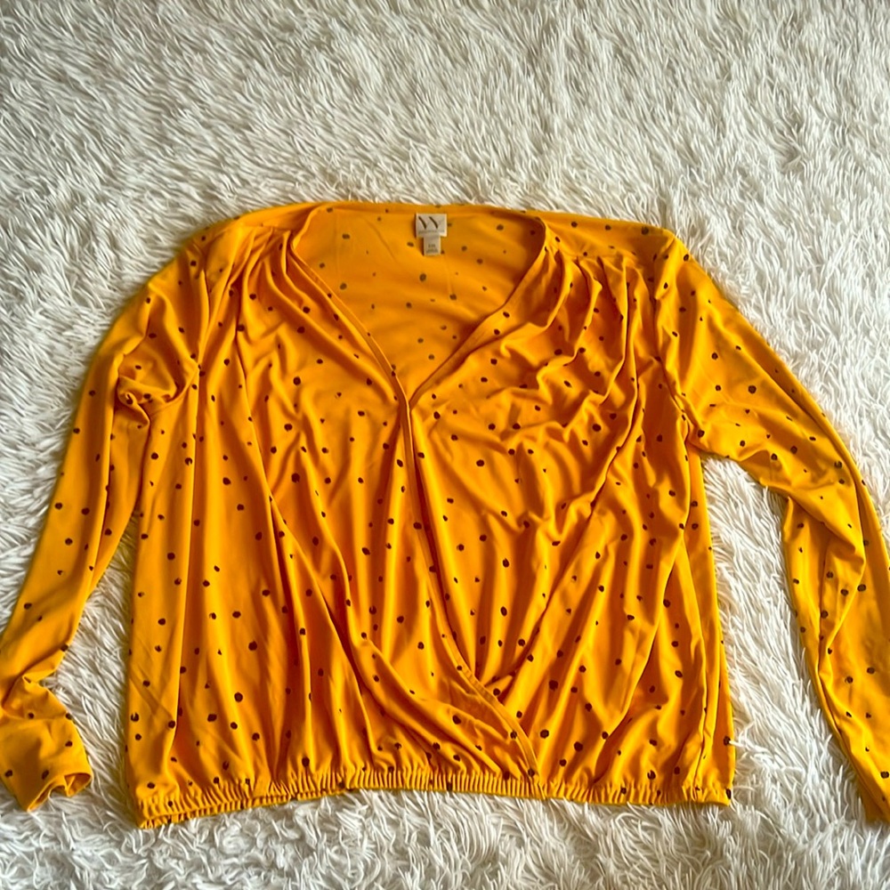 Worthington Black and Yellow Blouse